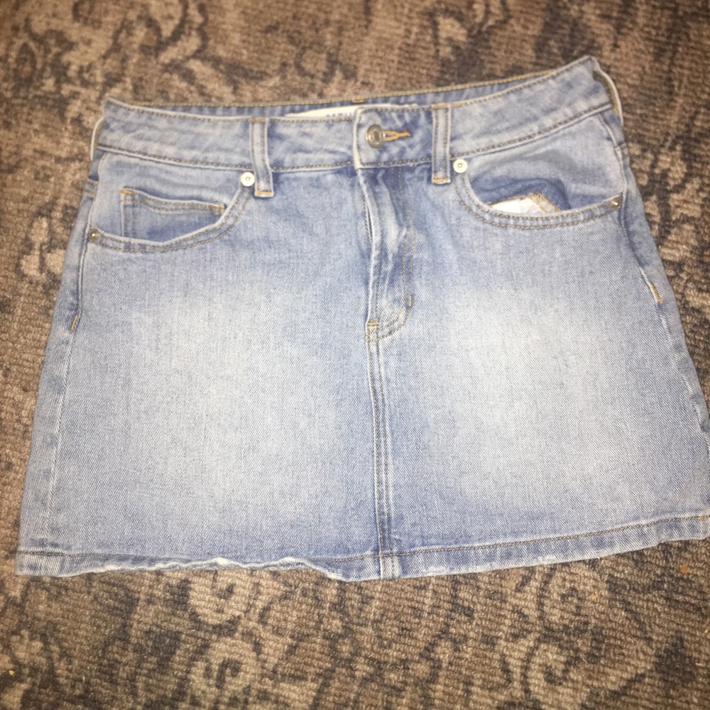 Brandy Melville Jean skirt 28